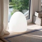 Lampadaire en plastique blanc avec design LED, solaire ou E27 - Massostar Viadurini