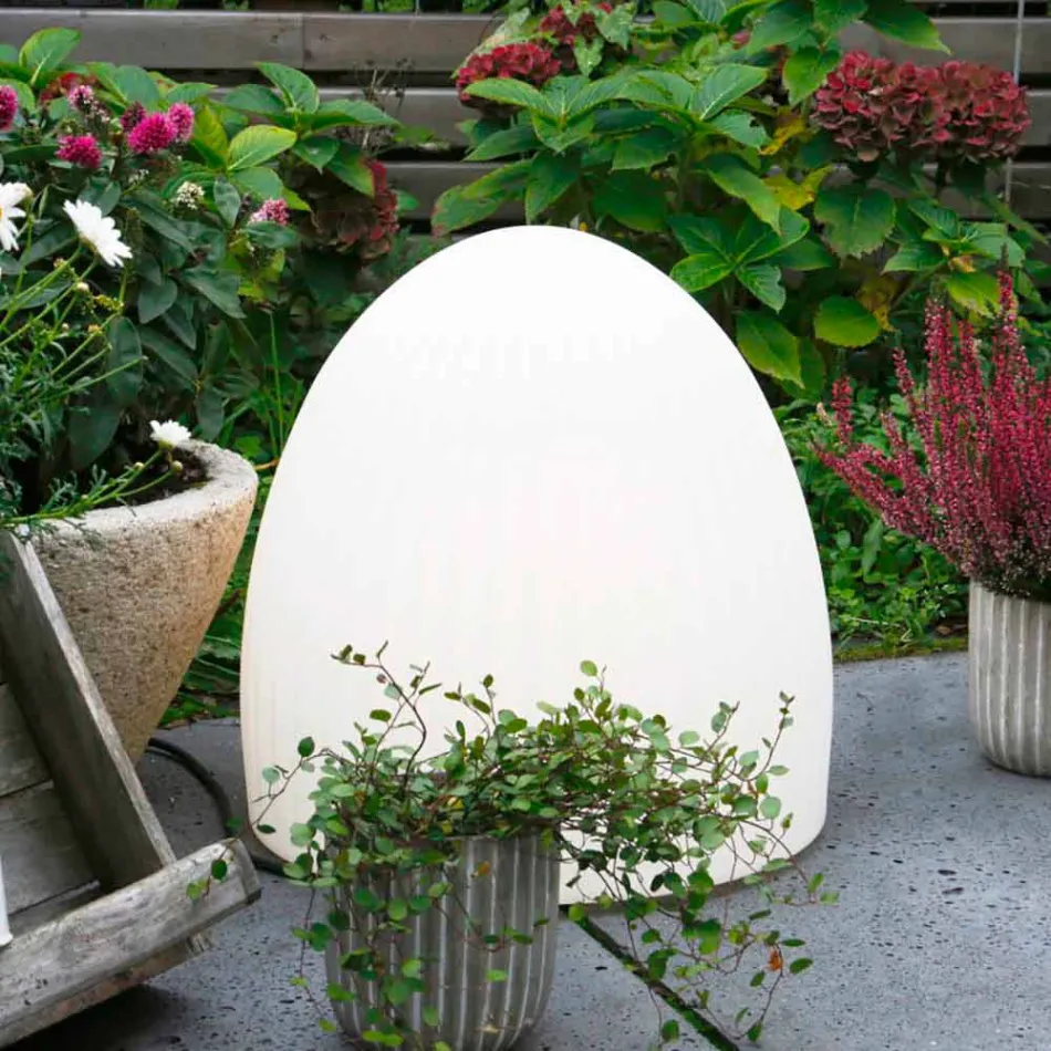 Lampadaire en plastique blanc avec design LED, solaire ou E27 - Massostar Viadurini