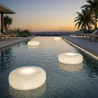 Lampadaire d'extérieur Disco en polyéthylène blanc, fabriqué en Italie Viadurini