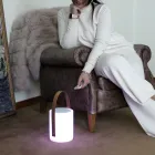 Lampe design portable pour l'extérieur avec LED multicolores, haut-parleur Bluetooth et télécommande (IP44) Viadurini