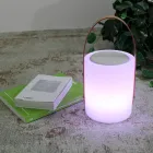 Lampe design portable pour l'extérieur avec LED multicolores, haut-parleur Bluetooth et télécommande (IP44) Viadurini