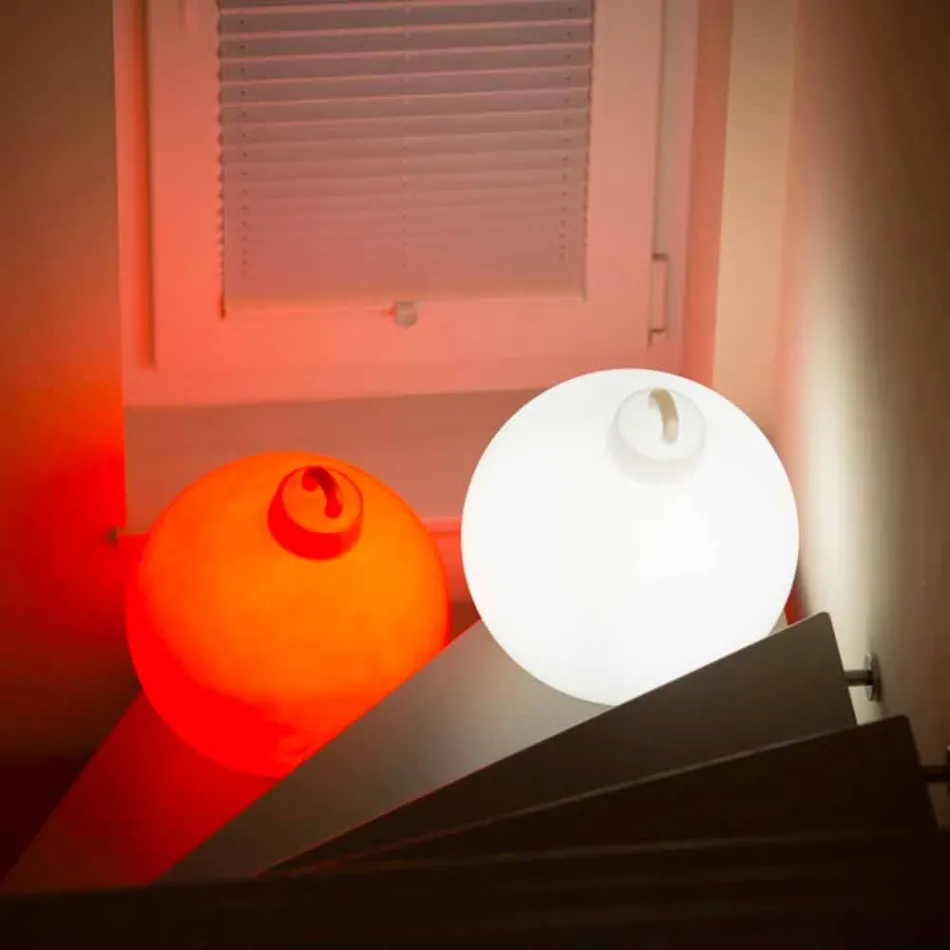 Lampe de décoration intérieure ou extérieure rouge, boule de Noël blanche - Pallastar Viadurini