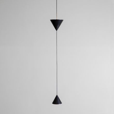 Lampe à fil suspendue en aluminium noir et design à double cône - Mercado Viadurini