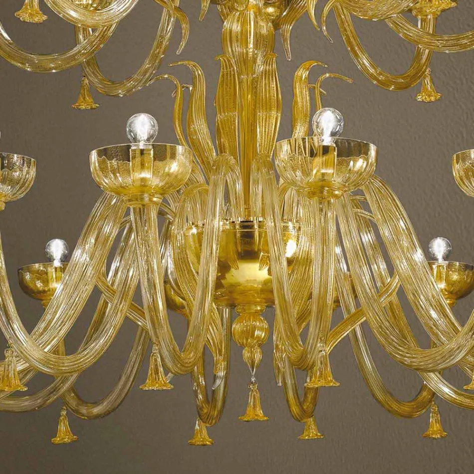 Lustre artisanal avec 28 lumières en verre vénitien et or fabriqué en Italie - Regina Viadurini