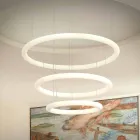 Lustre design blanc avec rosace en métal Made in Italy - Slide Giotto Viadurini
