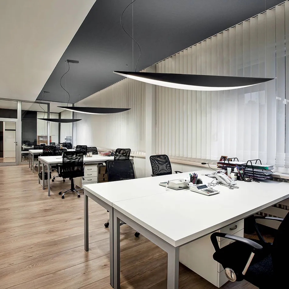 Lustre en aluminium recyclable de différentes couleurs - Mila Viadurini