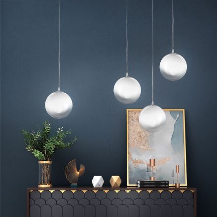 Lustre linéaire à quatre lumières Isotta en verre blanc, fabriqué en Italie Viadurini
