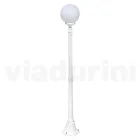 Lampadaire de 172 cm de haut en acrylique blanc et aluminium fabriqué en Italie - Trovabianco Viadurini