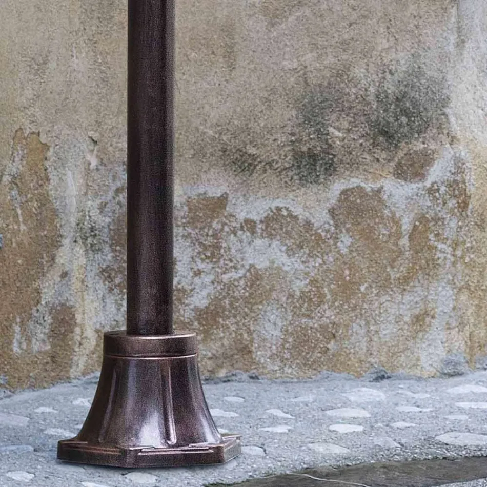 Lampadaire extérieur en aluminium noir et fleurs peintes à la main - Latina Viadurini