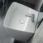 Lavabo suspendu en céramique de design moderne fabriqué en Italie, Goran Viadurini