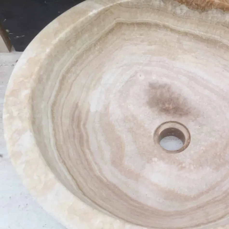 lavabo en pierre naturelle, d'une seule pièce, Ana Viadurini