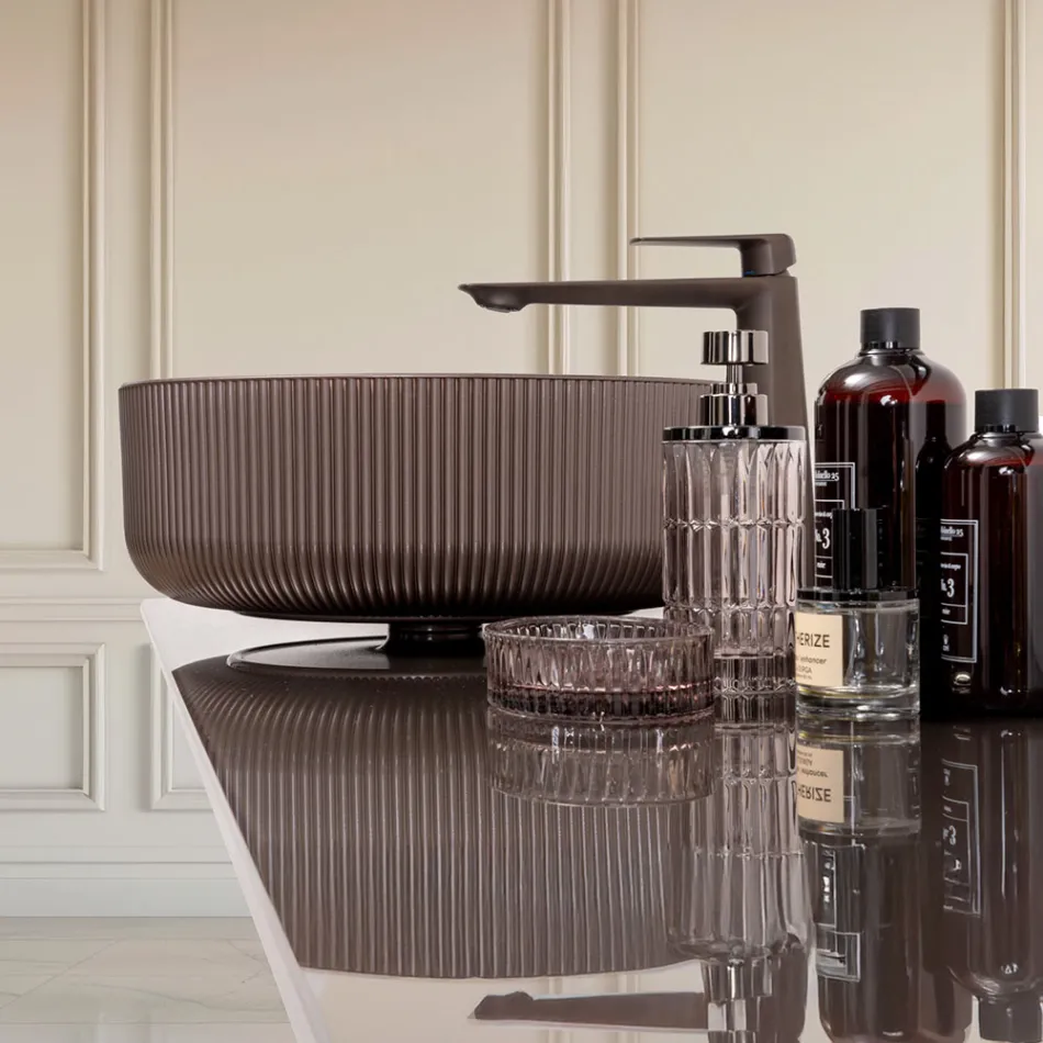 Vasque à poser en verre vénitien peint et recouvert de résine - Excelsior Viadurini