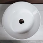 Vasque à poser ronde en céramique blanche au design moderne - Papavero Viadurini