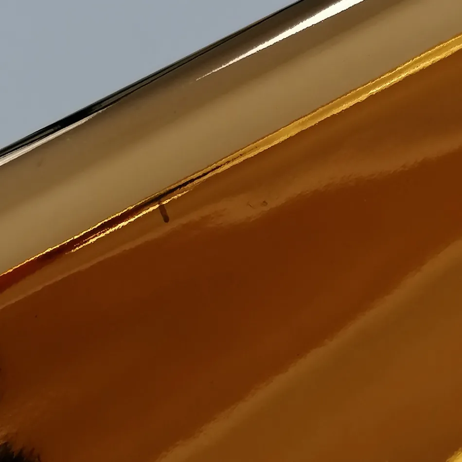 Vasque à poser moderne en céramique dorée fabriquée en Italie Sofia Viadurini