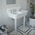 Lavabo de salle de bain asymétrique en céramique avec repose-objet - Giusy Viadurini