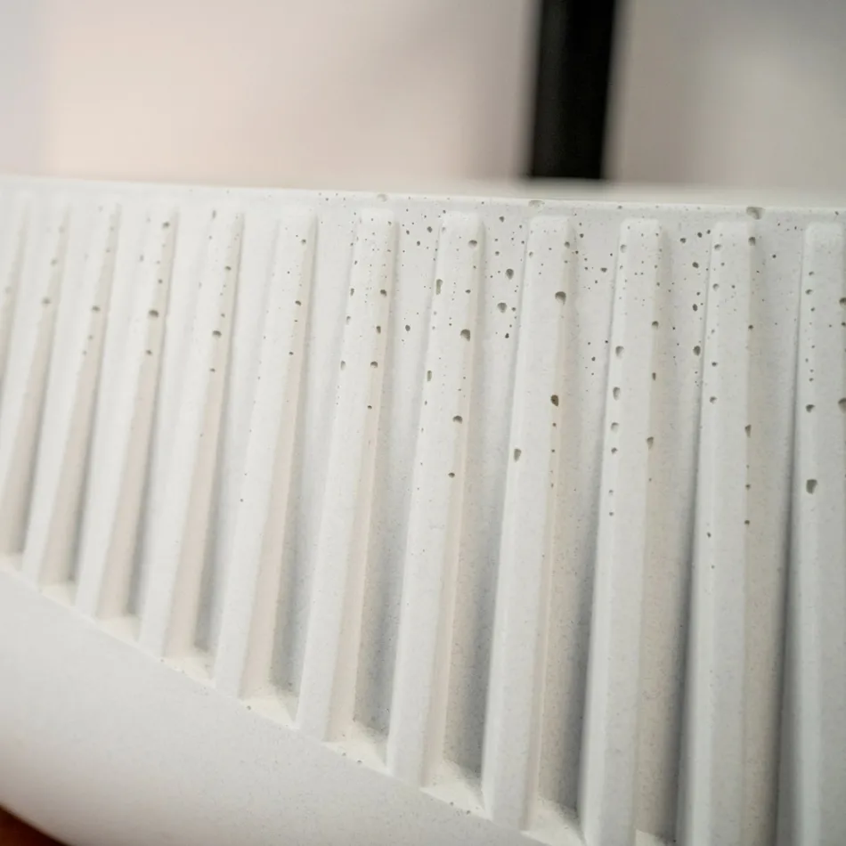 Vasque à poser ronde en ciment et résine - Ibisco Viadurini