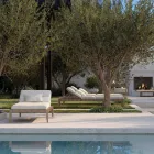 Chaise longue d'extérieur avec structure en bois de teck fabriquée en Italie - Briga Viadurini