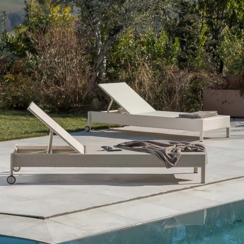 Chaise longue de jardin en poly rotin avec roulettes - bain de soleil Viadurini
