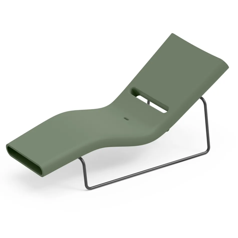 Chaise longue de jardin en polyéthylène de différentes couleurs avec support en métal - Bollo Viadurini
