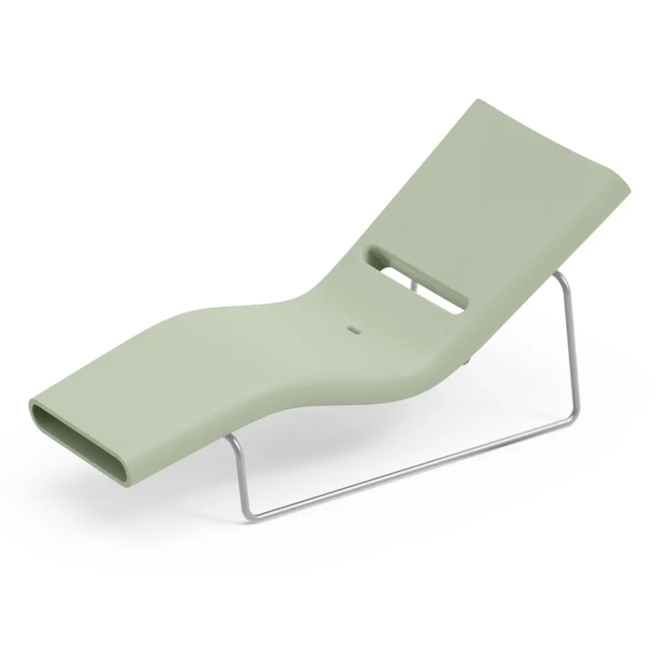 Chaise longue de jardin en polyéthylène de différentes couleurs avec support en métal - Bollo Viadurini