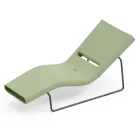 Chaise longue de jardin en polyéthylène de différentes couleurs avec support métallique - Bollo Viadurini