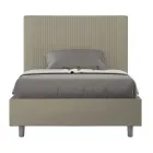 Lit 140 x 200 cm avec tête de lit décorée de lignes verticales, fabriqué en Italie - Pattini Viadurini