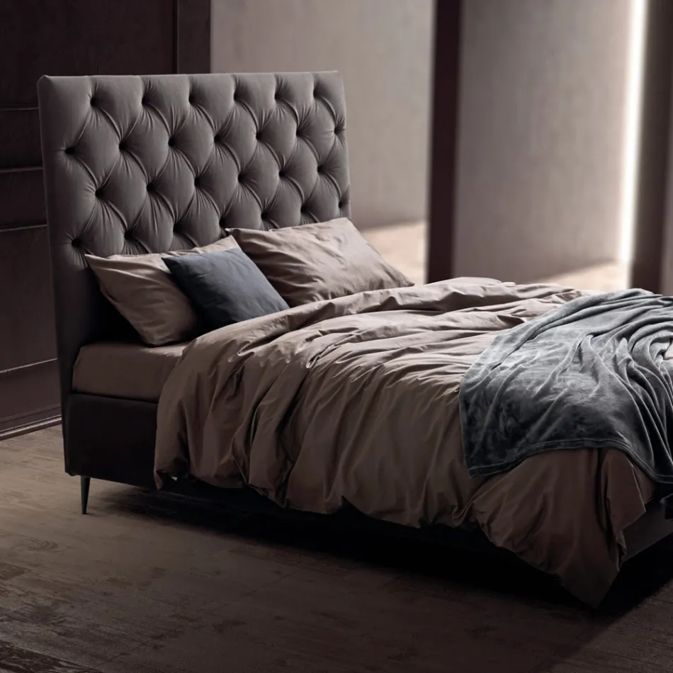 Lit Double 160x190 avec Tête de Lit Haute et Matelassée Made in Italy - Sallie Viadurini