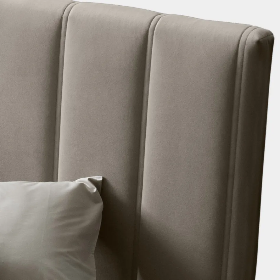 Lit Double 160x190 avec Matelassage à Larges Bandes Verticales - Magan Viadurini