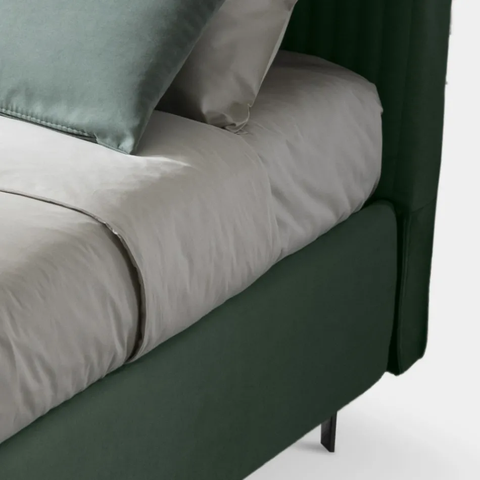 Lit double 160x190 avec matelassage à bandes étroites multi-rayures - Meduse Viadurini