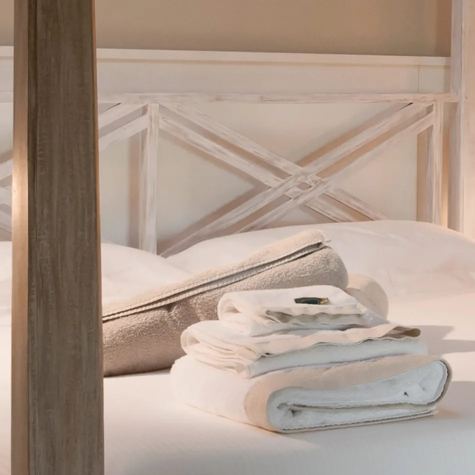 Lit double 160x200 avec baldaquin en teck massif - Aquarelle Viadurini