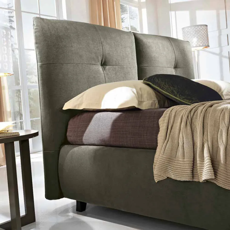 Lit double avec boîte de rangement avec un pic 160x190 / 200 cm Nina Viadurini