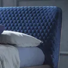 Lit double avec boîte rembourrée en tissu Corolle by Bolzan Viadurini