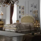 Lit double avec matelas, oreillers et 2 tables de chevet Made in Italy - Laki Viadurini