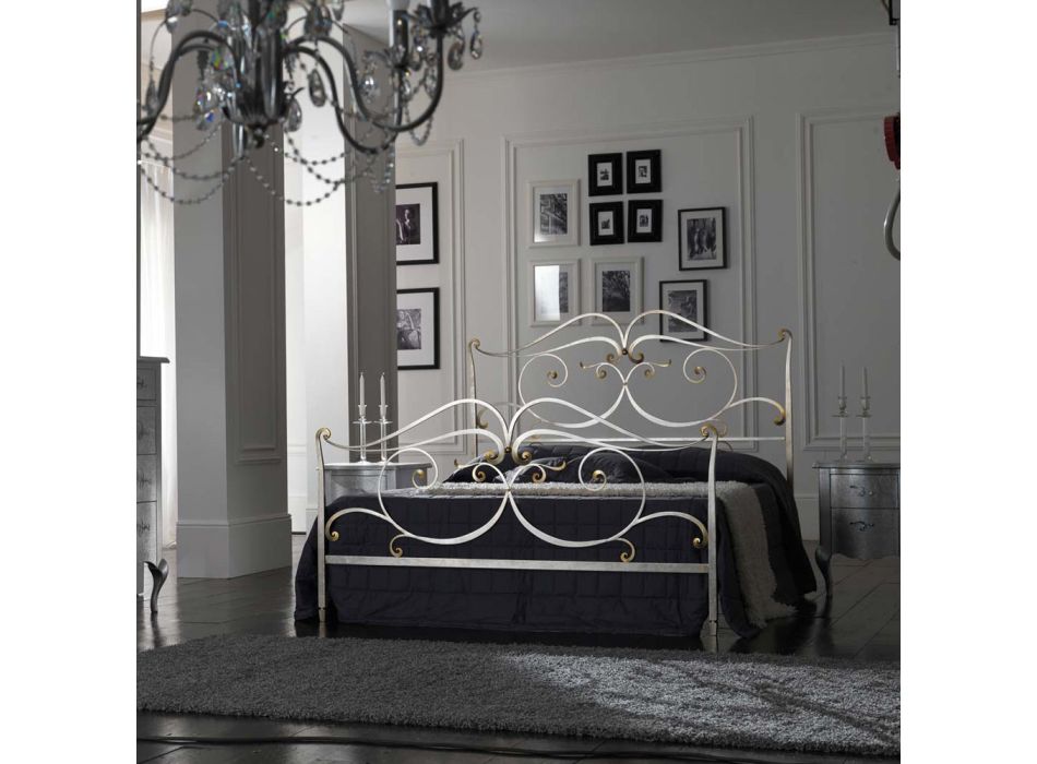 Lit double avec pied de lit en fer coordonné Made in Italy - Penny Viadurini
