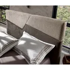 Lit double au design moderne avec tête de lit plissée ou matelassée - Alano Viadurini