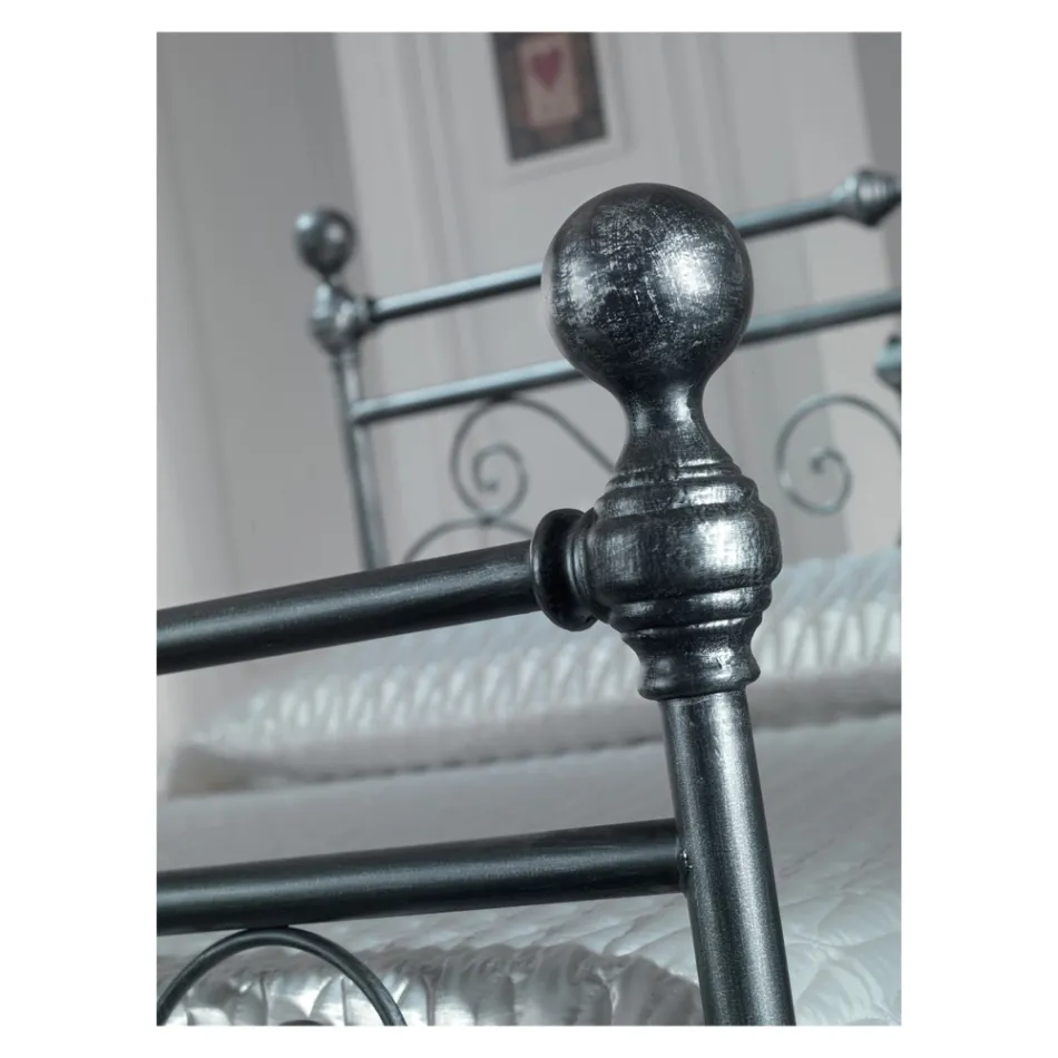 Lit Double en Fer Tubulaire Argent Noir Fabriqué en Italie - Géométrie Viadurini