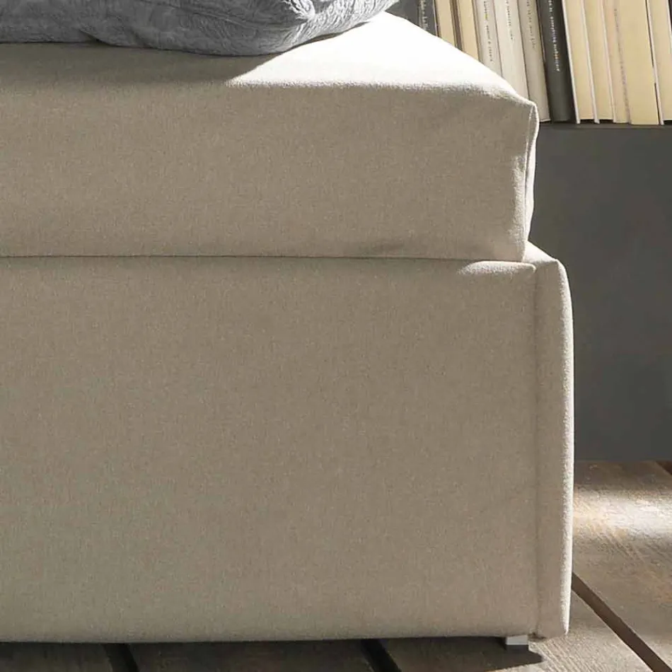 Lit simple avec tête de lit et panneau latéral profilés, Line8 Bolzan Viadurini