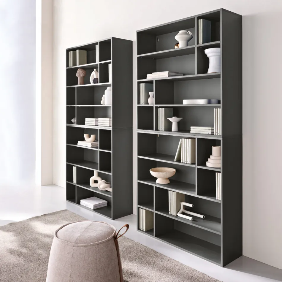 Bibliothèque murale design en mélamine, disponible en plusieurs coloris, fabriquée en Italie - Kea Viadurini
