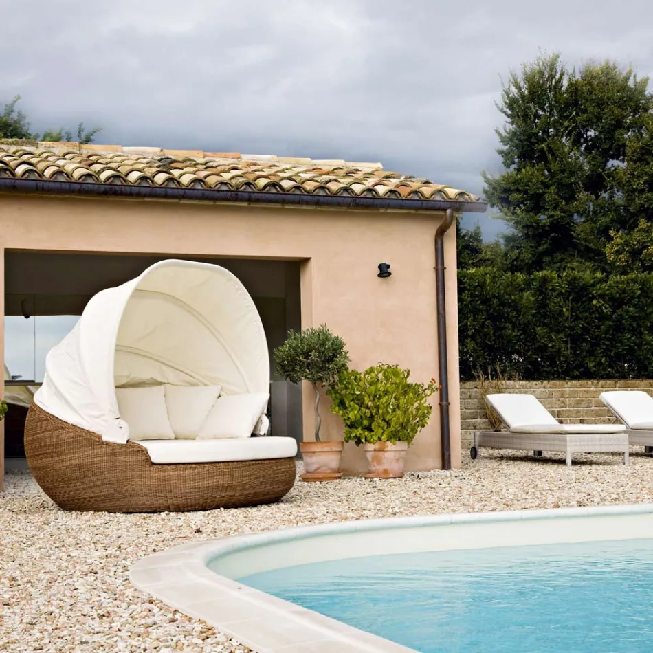 Chaise longue de jardin avec auvent en polyrotin - Colin Viadurini