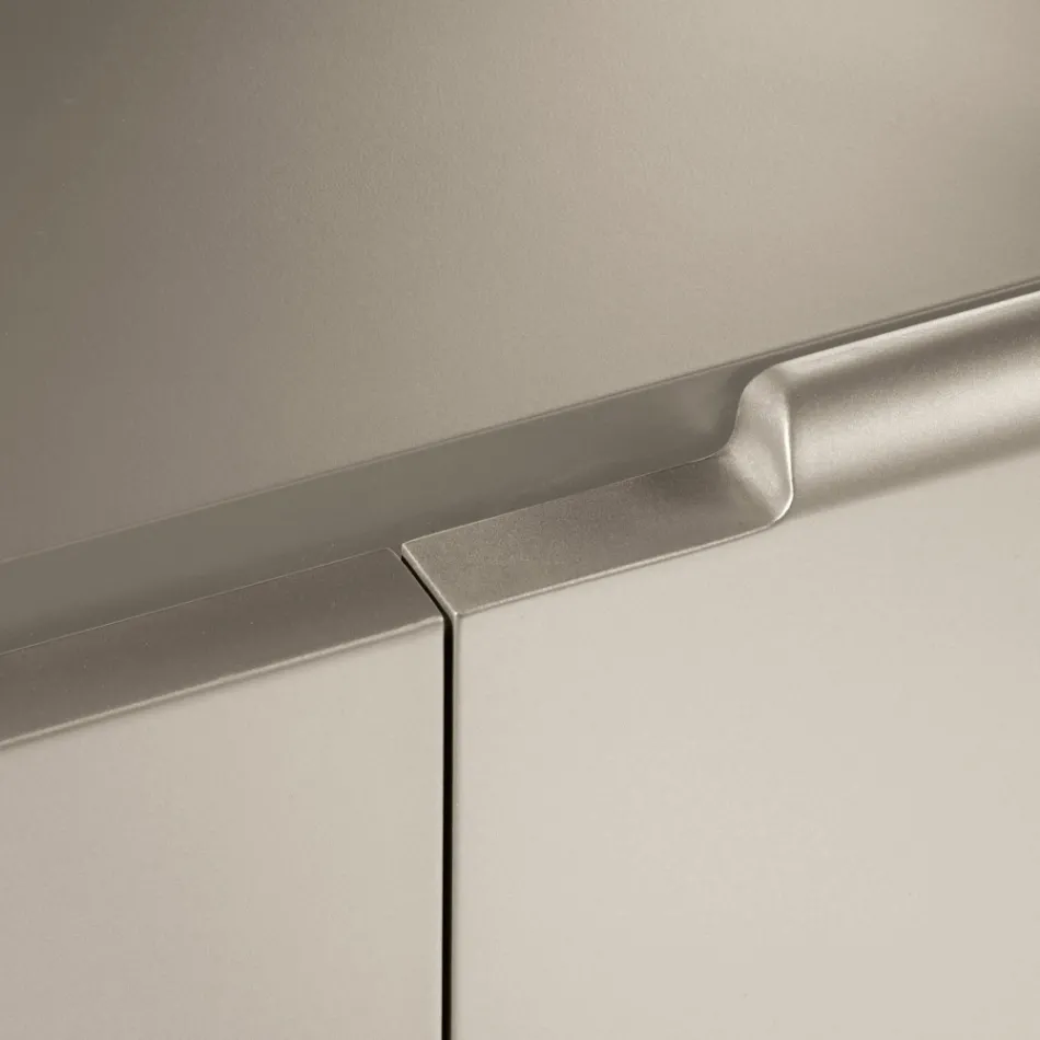 Buffet de salon avec 3 portes finition nickel fabriqué en Italie - Foglio Viadurini