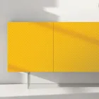 Buffet en Mdf laqué jaune avec 3 portes et pieds en verre Made in Italy - Ciara Viadurini