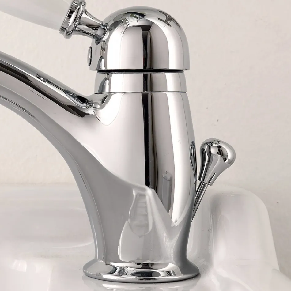 Mélangeur de lavabo en laiton fait main de style classique avec levier - Noriana Viadurini
