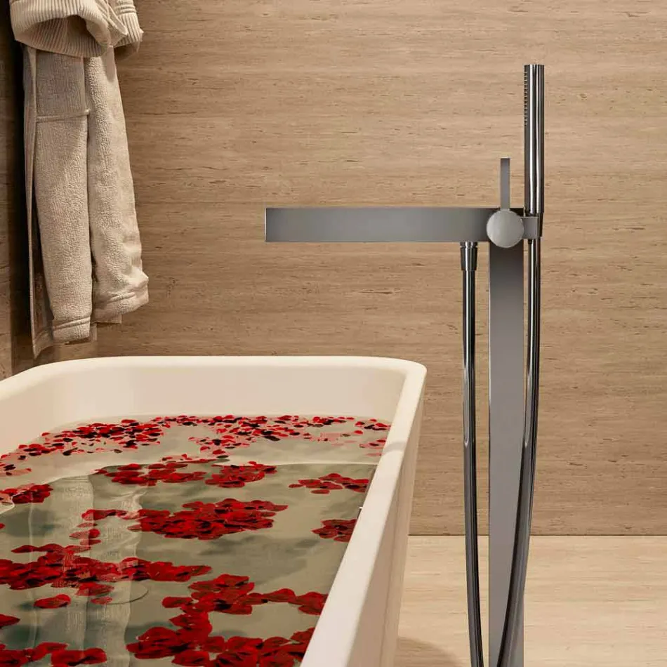 Mitigeur monocommande moderne pour baignoire en métal chromé - Girino Viadurini