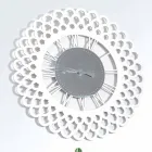 Horloge Murale en Bois Blanc Grand et Design Floral Moderne - Gerbera Viadurini