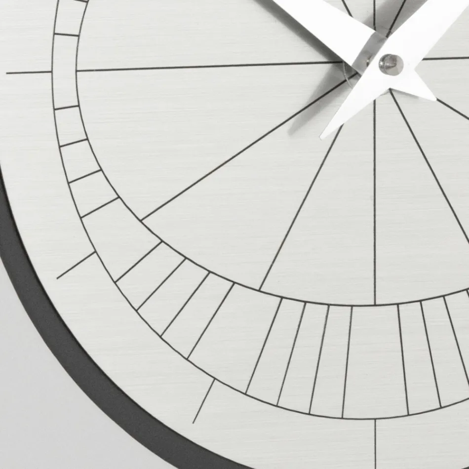 Horloge avec cadre en relief et polypropylène avec différentes couleurs - Lunarium Viadurini