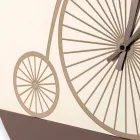 Horloge murale design ronde en bois avec décorations en 2 finitions - Byko Viadurini