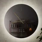 Horloge murale en verre avec aiguilles en laiton satiné - Radia Viadurini