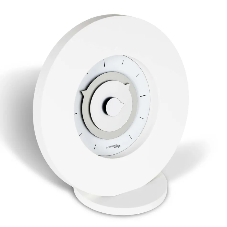 Horloge de table en PVC semi-expansé haute densité fabriquée en Italie - Jolie Viadurini