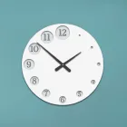 Horloge en bois avec chiffres qui s'agrandissent progressivement fabriquée en Italie - Kenya Viadurini