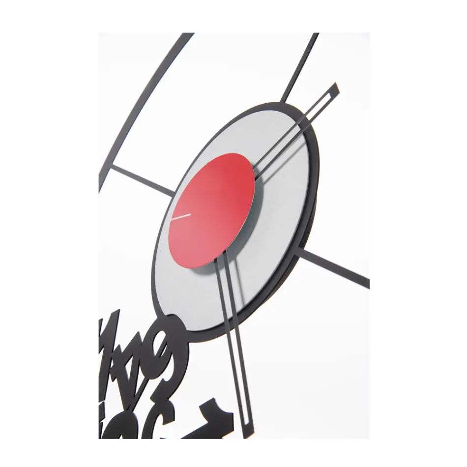 Horloge en fer avec chiffres tombés fabriquée en Italie - Bélier Viadurini